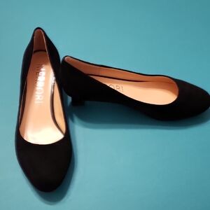 Merrori women's Black Low Pumps